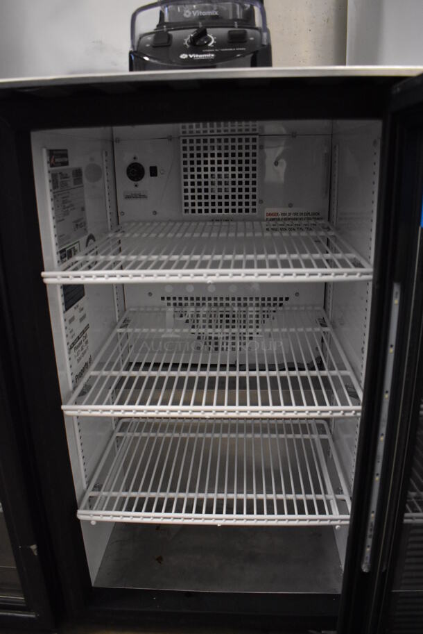2018 True GDM-06-34-HC-TSL01 Metal Commercial Single Door Reach In Mini Cooler Merchandiser. 115 Volts, 1 Phase. 20.5x28x36. Tested and Working! - Image 4 of 5