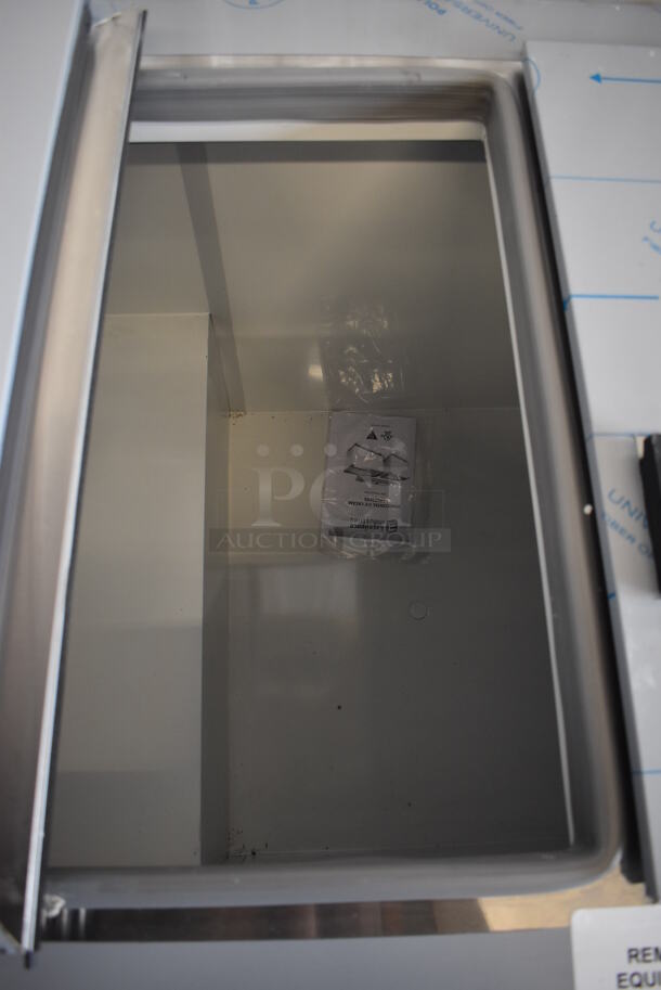BRAND NEW SCRATCH AND DENT! Excellence HFF-8HC 54" Flip Lid Ice Cream Dipping Cabinet 115 Volts, 1 Phase. Tested and Working! - Image 6 of 10