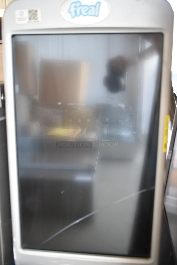 F'real FRLB4 Metal Commercial Countertop Milkshake Maker. Screen Is Cracked. 115 Volts, 1 Phase. Cannot Test Due To Cut Power Cord - Image 4 of 7