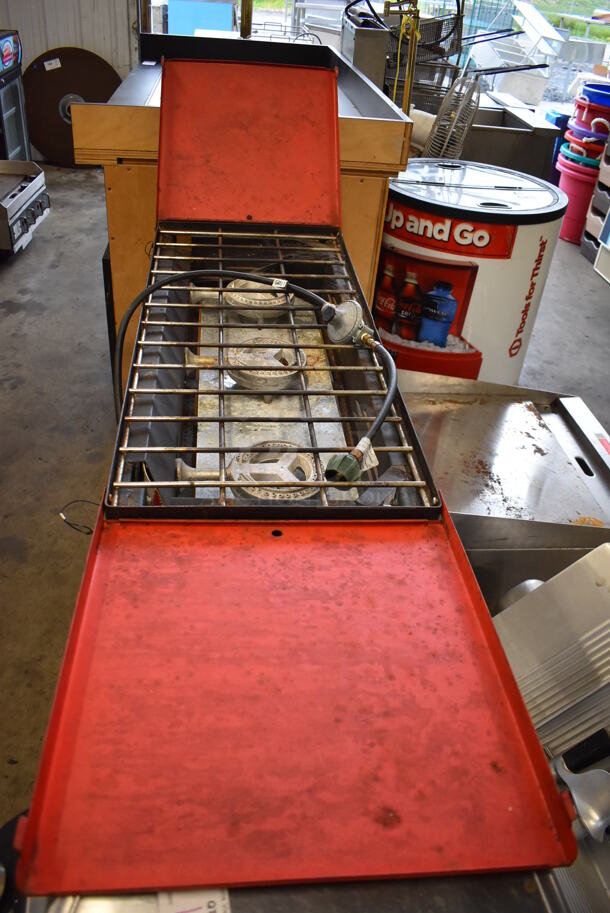 Camp Chef GB-90 Metal Commercial Propane Gas Powered 3 Burner Grill. 49x17x34  - Image 4 of 7