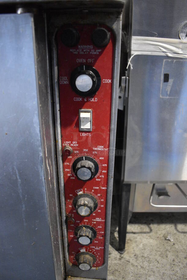 2 Blodgett Stainless Steel Commercial Gas Powered Full Size Convection Ovens w/ Solid Doors, Metal Oven Racks and Thermostatic Controls. 208-220 Volts. 38.5x39x64.5. 2 Times Your Bid! - Image 3 of 5