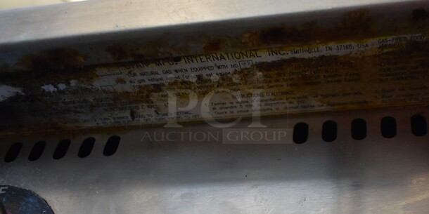 Star Stainless Steel Commercial Countertop Gas Powered Flat Top Griddle.  - Image 5 of 5