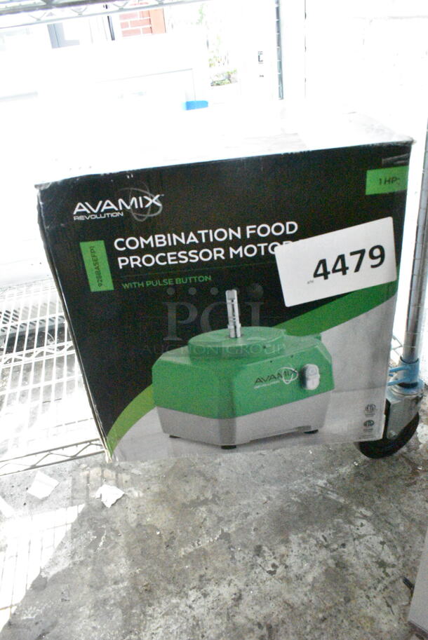 BRAND NEW SCRATCH AND DENT! AvaMix 928BASEFP1 Motor Base with Pulse Button for 1 hp Food Processors. Tested and Working! - Image 2 of 3