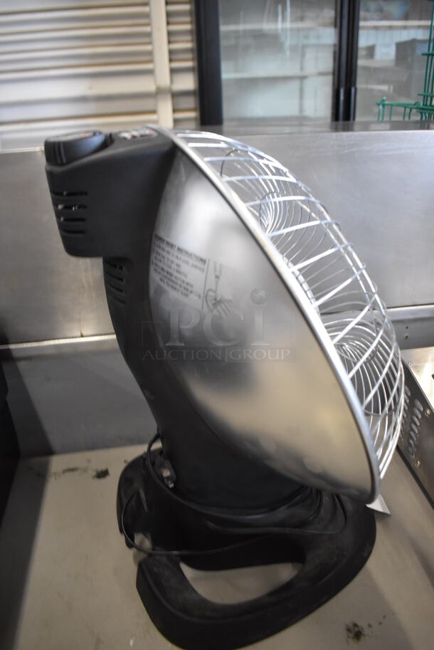 Presto HeatDish Metal Countertop Heater. 16x12x19 - Image 8 of 9