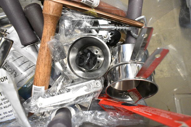 ALL ONE MONEY! Lot of Various Items Including Utensils and Pump in Clear Poly Bin.  - Image 8 of 9