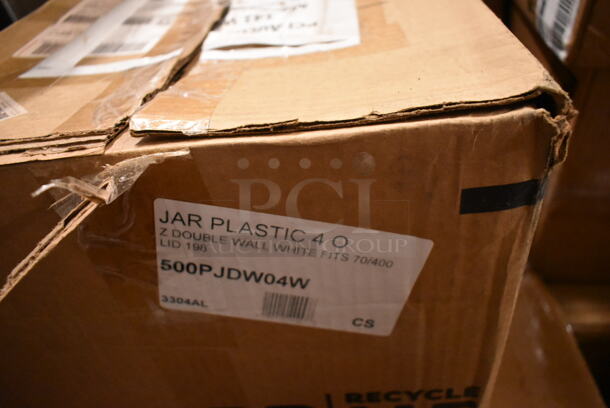 PALLET LOT OF 11 BRAND NEW Boxes Including 500LSTRWL Choice 9, 12, 16, 20, and 24 oz. Clear Strawless / Sip Lid - 1000/Case, 245CB10 Choice 10" x 10" x 2" White Corrugated Plain Bakery Box - 50/Case, 420RC-78693, 500PJDW04W 4 oz. White Plastic Double Wall Customizable Jar - 198/Case, 2 Box 2488700 Chicopee 8700 Veraclean 12" x 13" Blue Medium-Weight Smooth Wiper - 400/Case, 2 Box Solo Bare Hot Drink Cups, Cake Take Out Containers. 11 Times Your Bid! - Image 5 of 9