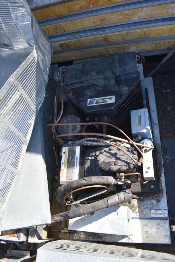 Norlake 6'x4'x7' SELF CONTAINED Walk In Freezer Box w/ Floor, Norlake Condenser and Copeland Compressor. 208-230 Volts, 1 Phase. - Image 6 of 9