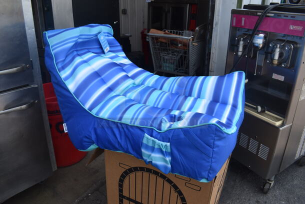 BRAND NEW! Big Joe Pool Float - Image 2 of 4