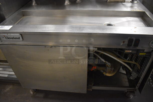 2011 Cleveland 42GMK612300 Stainless Steel Commercial Floor Style Natural Gas Powered Tilting Kettle Station w/ KDT-6-T 6 Gallon and KDT-12-T 12 Gallon. 41x38x63 - Image 6 of 8