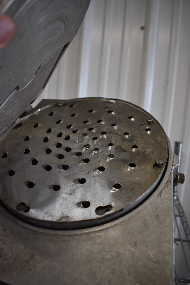 Metal Commercial Pelican Head w/ Grating Blade. 11x18x12 - Image 3 of 4