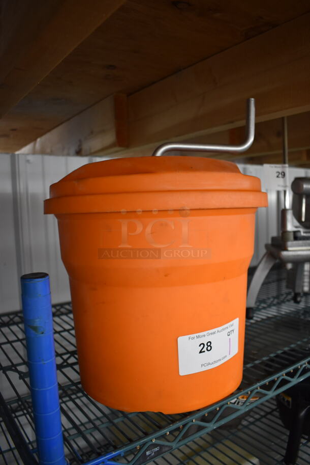 Dynamic Orange Poly Lettuce Spinner Salad Spinner. 13x13x17 - Image 3 of 6