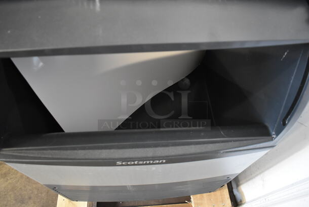 BRAND NEW SCRATCH AND DENT! 2023 Scotsman UC2024SA-1A Stainless Steel Commercial Undercounter Self Contained Ice Machine. 115 Volts, 1 Phase. - Image 4 of 5