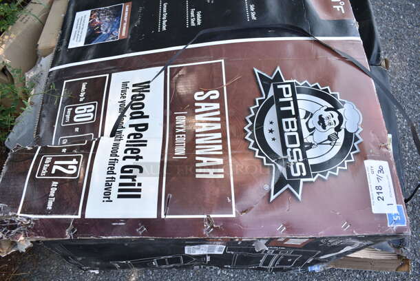 BRAND NEW IN BOX! Pit Boss Savannah Onyx Edition 1500 Sq in Wood Fired Pellet Grill and Smoker - Image 4 of 4