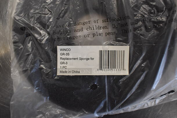 2 BRAND NEW IN BOX! Glass Rimmer w/ 5 Winco GR-3S Replacement Sponges. 2 Times Your Bid! - Image 4 of 5