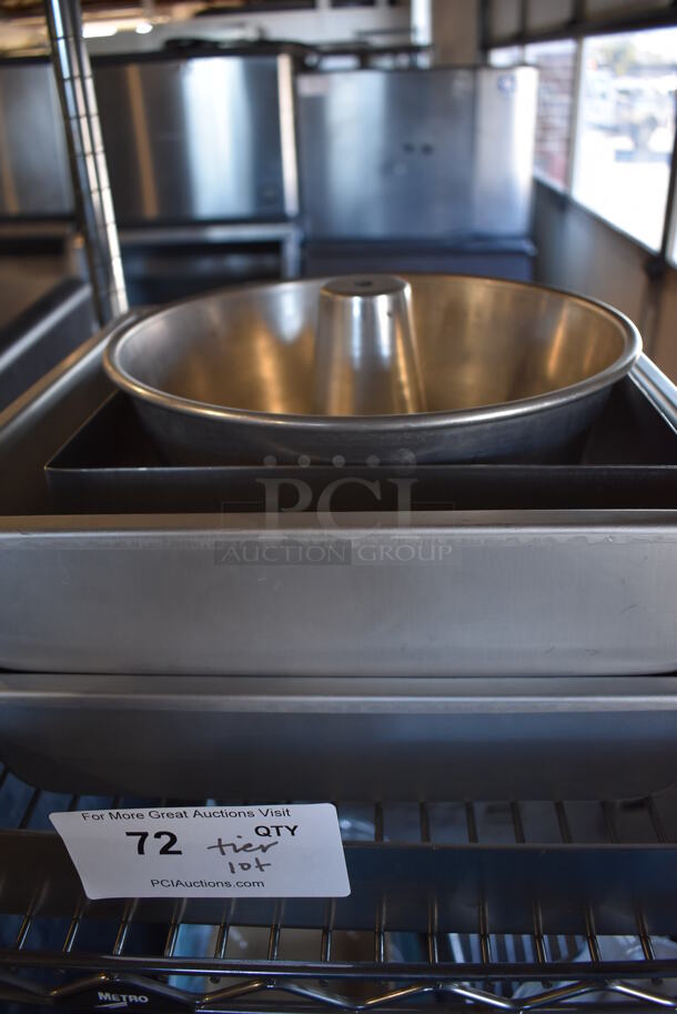 ALL ONE MONEY! Tier Lot of Various Items Including Baking Pans.  - Image 4 of 4