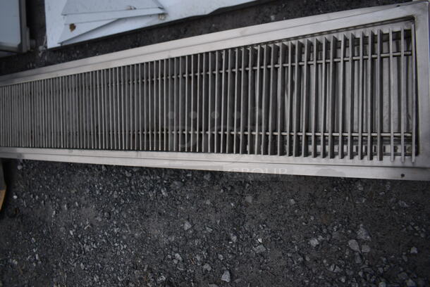BRAND NEW SCRATCH AND DENT! Regency 600FT1272SS 12" x 72" 14-Gauge Stainless Steel Floor Trough with Grate - Image 4 of 5
