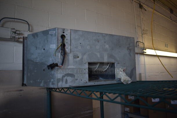 BRAND NEW SCRATCH AND DENT! Best Stainless Steel Range Hood. 120 Volts, 1 Phase. - Image 4 of 6