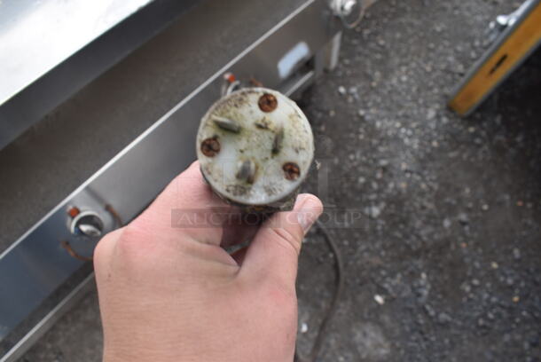 Stainless Steel Commercial Electric Powered 4 Bay Steam Table. 208/240 Volts, 1 Phase.  - Image 8 of 8