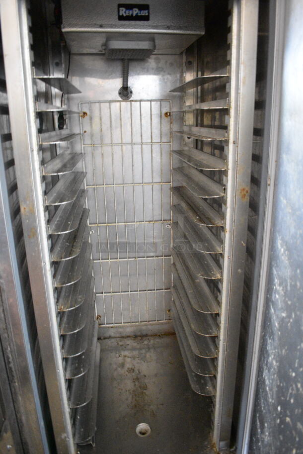 Stainless Steel Commercial Single Door Reach In Chiller on Commercial Casters. 220 Volts, 1 Phase. Tested and Powers On But Does Not Get Cold - Image 3 of 4