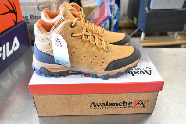 2 BRAND NEW! Shoes Including Fila Boarder FX1 MULTI Size 9.5 Shoes and Avalanche Size 8.5 Hiking Boots. 2 Times Your Bid!  - Image 6 of 7