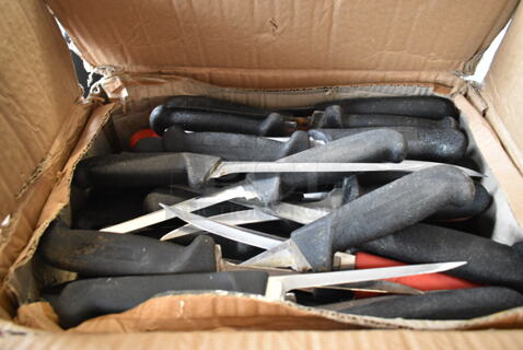 50 SHARPENED Stainless Steel Knives Including Boning/Fillet Knives. 50 Times Your Bid! 