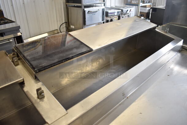 Randell Stainless Steel Commercial Pizza Prep Table w/ 4 Drawers and 1 Door on Commercial Casters. 89x34x44. Tested and Working! - Image 3 of 7