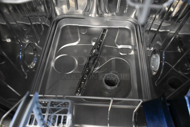 BRAND NEW SCRATCH AND DENT! Danby DDW1802EBLS Stainless Steel Undercounter Dishwasher. 120 Volts, 1 Phase.  - Image 7 of 9