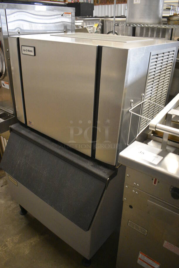 Ice O Matic Model CIM0330FA Stainless Steel Commercial Ice Machine Head on Commercial Ice Bin. 115 Volts, 1 Phase. 31x32x49 - Image 3 of 7