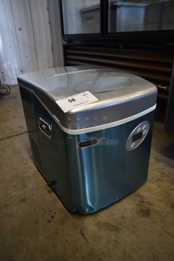 BRAND NEW SCRATCH AND DENT! Whynter IMC-490SS  Portable 49lb Freestanding Stainless Steel Ice Maker. 115 Volts, 1 Phase. Tested and Working! - Image 3 of 9