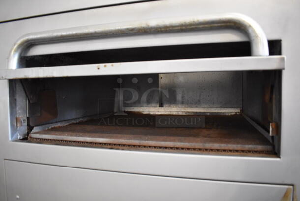 Southbend Platinum Metal Commercial Natural Gas Powered Vertical Upright Broiler. 32x43x75 - Image 3 of 9