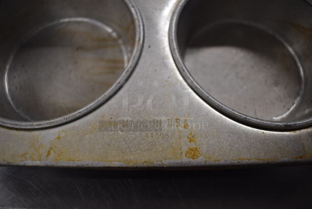 ALL ONE MONEY! Lot of 5 Metal Muffin Baking Pans. Two 6 Cup and Three 12 Cup. 11x16x1.5, 13x18x1.5 - Image 5 of 8