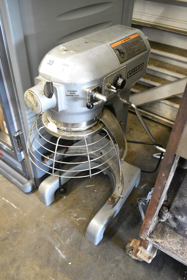Hobart A-200T Metal Commercial Countertop 20 Quart Planetary Dough Mixer w/ 2 Metal Mixing Bowls and Bowl Guard. 115 Volts, 1 Phase. Tested and Working! - Image 3 of 7