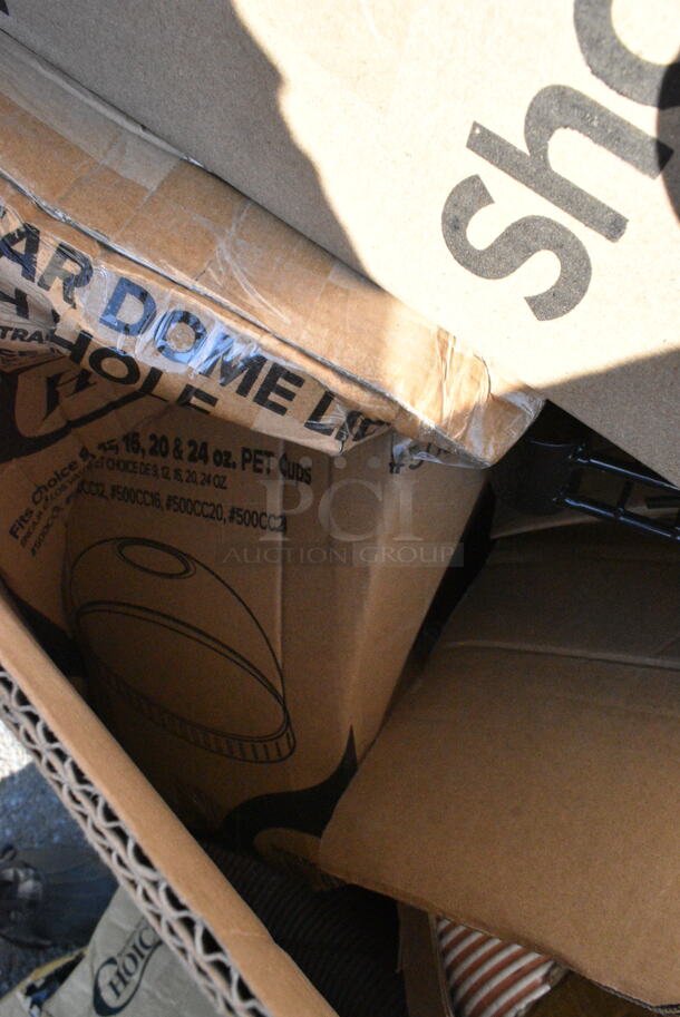 23 BRAND NEW Boxes Including 500LFLAT Choice Clear Flat Lid with Straw Slot - 9, 12, 16, 20, and 24 oz. - 1000/Case, Solo 626TS Clear Flat Lid with Straw Slot - 1000/Case, 127SB32COMBO Choice 32 oz. Clear Plastic Salad Bowl with Lid - 150/Case, 433BR10513C Choice 10" x 5" x 13" Natural Kraft Paper Customizable Shopping Bag with Handles - 250/Case, 50HT1 White Foam Hinged Lid Container, 500CC32P Choice Heavy Duty 32 oz. Pedestal Heavy Weight Clear PET Plastic Cold Cup - 500/Case. 23 Times Your Bid!  - Image 7 of 12