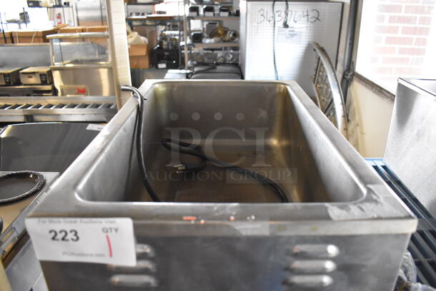 APW Wyott W-3V Stainless Steel Commercial Countertop Food Warmer. 120 Volts, 1 Phase. 14.5x24x9. Tested and Working! - Image 4 of 5