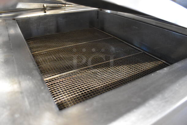 Stainless Steel Commercial Floor Style  Natural Gas Powered Donut Fryer w/ Belshaw Type F Metal Commercial Electric Powered Dough Dropper, Hopper and Plunger. 50,000 BTU. 31x36x69 - Image 7 of 9