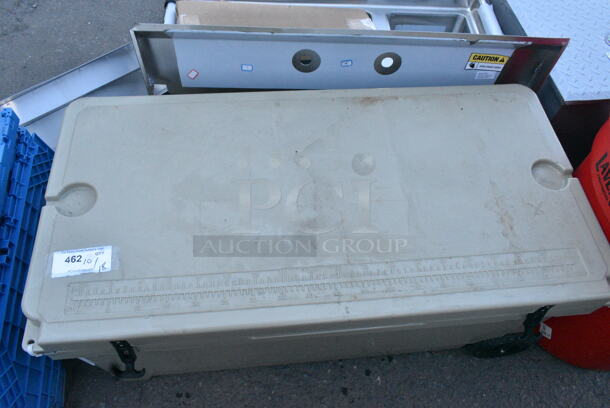 BRAND NEW SCRATCH AND DENT! CaterGator CG170TANW Tan 170 Qt. Mobile Rotomolded Extreme Outdoor Cooler / Ice Chest - Image 7 of 7