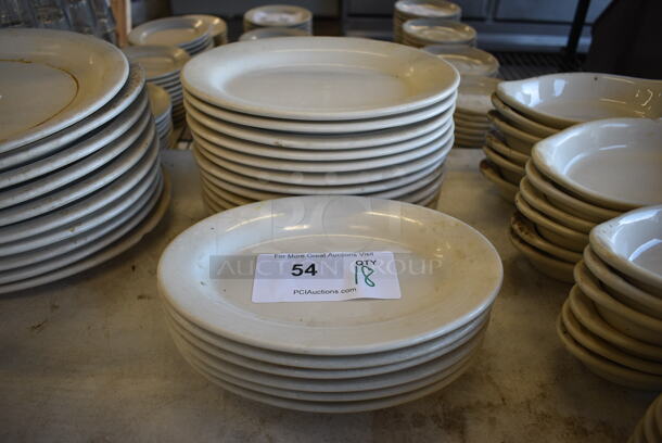 18 White Ceramic Oval Plates. 9.5x6.5x1. 18 Times Your Bid!