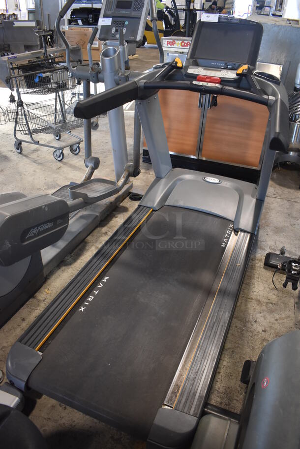 Matrix Metal Commercial Treadmill. 32x82x59. Tested and Working! - Image 6 of 7