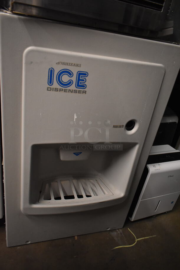 Hoshizaki KM-500MAF Stainless Steel Commercial Ice Machine Head on Hoshizaki DB-200C Commercial Hotel Dispenser Ice Bin. 115-120 Volts, 1 Phase.  - Image 3 of 7