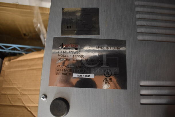 IN ORIGINAL BOX! 2021 Avantco 177W50 Stainless Steel Commercial Countertop Food Warmer. 120 Volts, 1 Phase. 14.5x23x9. Tested and Working! - Image 6 of 7