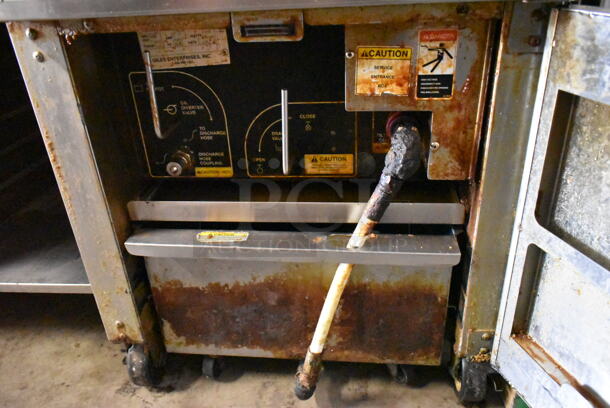 Giles GEF-560 Stainless Steel Commercial Floor Style Electric Powered Fryer. Door Does Not Stay Closed. 208 Volts, 3 Phase.  - Image 4 of 5