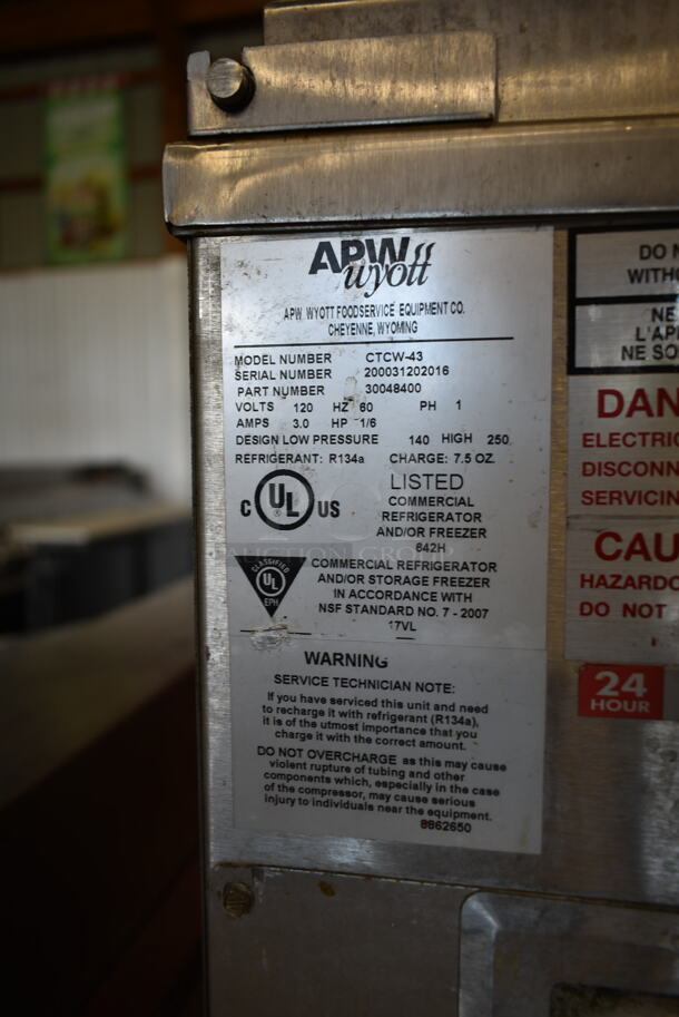 APW Wyott CTCW-43 Stainless Steel Commercial Countertop Cold Food Well. 120 Volts, 1 Phase. Tested and Powers On But Does Not Get Cold
 - Image 6 of 7