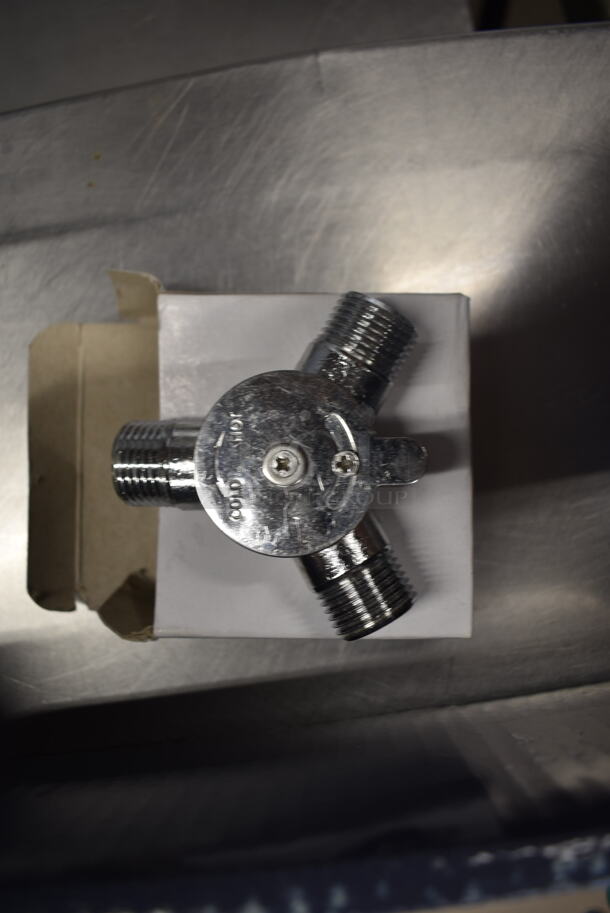 BRAND NEW IN BOX! Waterloo 750EFWM Electronic Stainless Steel Hands-Free Sensor Faucet For Wall Mount Single Inlet. - Image 4 of 9