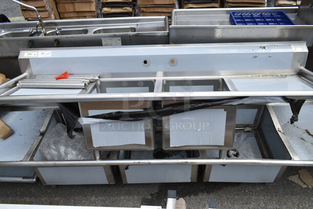 BRAND NEW SCRATCH AND DENT! Regency 600S21818224 86" 16 Gauge Stainless Steel Two Compartment Commercial Sink with Stainless Steel Legs, Cross Bracing, and 2 Drainboards - 18" x 18" x 14" Bowls - Image 2 of 9