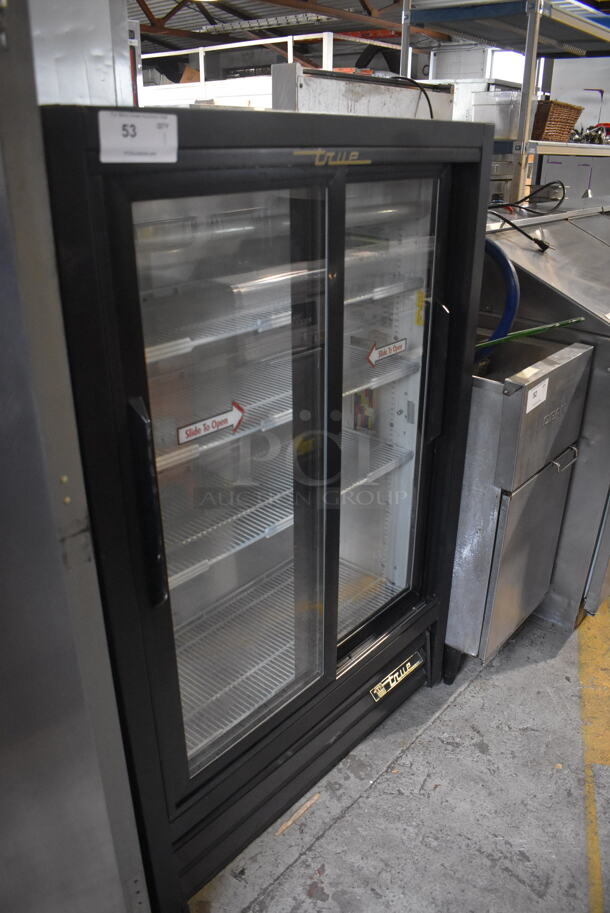 True GDM-33SSL-54 Commercial 2 Sliding Door Reach in Cooler in Black With Polycoated Racks. 115V/Phase 1 Tested And Working - Image 2 of 6