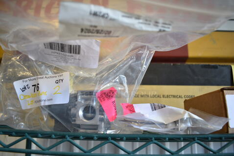 2 BRAND NEW SCRATCH AND DENT! Items; HPKE55240R Cleveland KE55240R Gas Vlv;3/4 C/W Elbw(Kgl) and HPKE534372 Cleveland KE53437-2 Ignitor; Kgt #22-100001-264. 2 Times Your Bid!