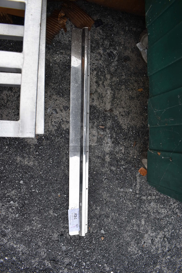 Metal Order Holding Rod. 36x0.5x4 - Image 2 of 4