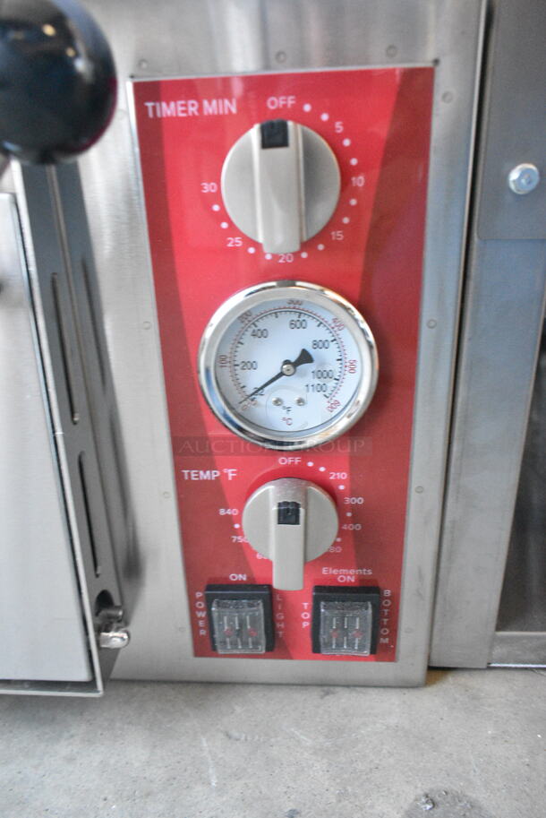 BRAND NEW SCRATCH AND DENT! Avantco 177DPO18S Stainless Steel Countertop Electric Oven. 120 Volts, 1 Phase. Tested and Working! - Image 4 of 7