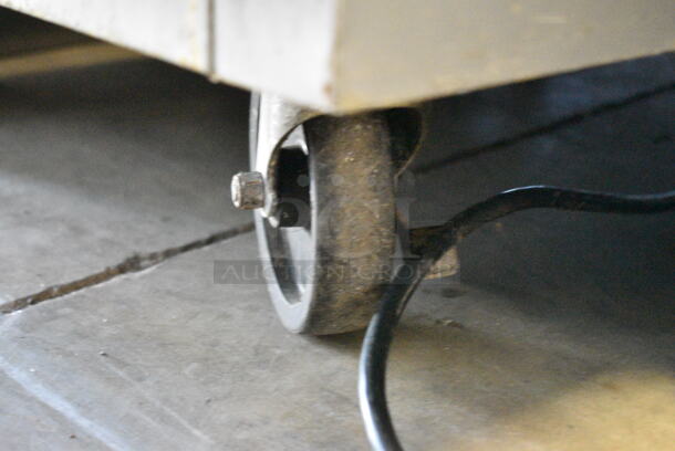 Beverage Air HF1HC-1HS-18 Stainless Steel 2 Half Size Door Reach In Freezer. 115 Volts, 1 Phase. Tested and Working! - Image 4 of 8