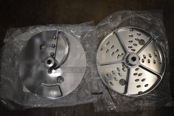 2 BRAND NEW! Metal Commercial Food Processor Blades; CAF14 Slicing Blade and CAF20 Grater. 8x8x2. 2 Times Your Bid!